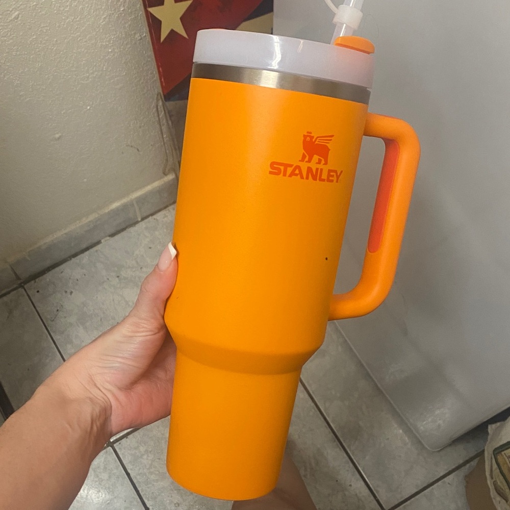 Stanley Vibrant Orange Travel Mug with Handle